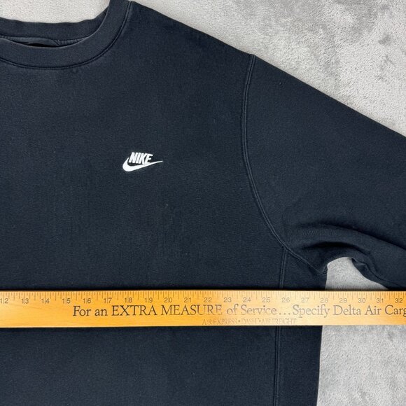 Nike Mens Sweatshirt Crewneck Pullover Embroidered Swoosh Athleisure Streetstyle - Picture 9 of 10